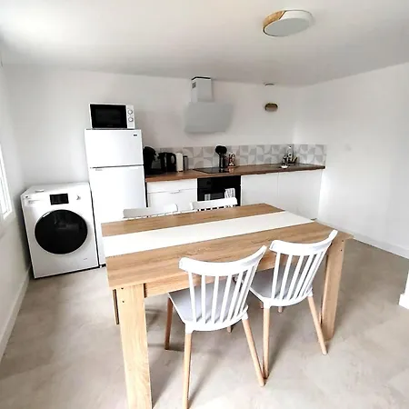 Maisonnette A Etage *