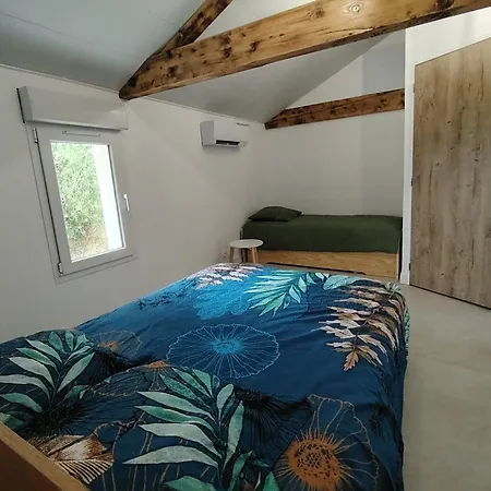 Maisonnette A Etage * Coudures